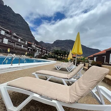 Tarajales Apartahotel